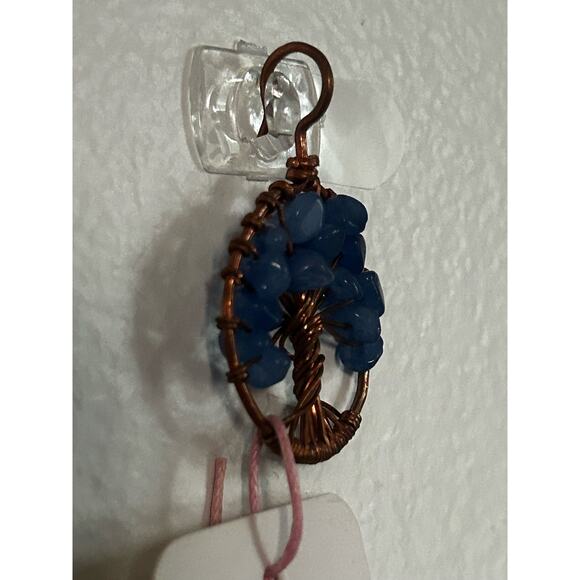Handmade Copper and Serpentine Crystal Tree of life 3.5x2” Wall Decor - Picture 3 of 5